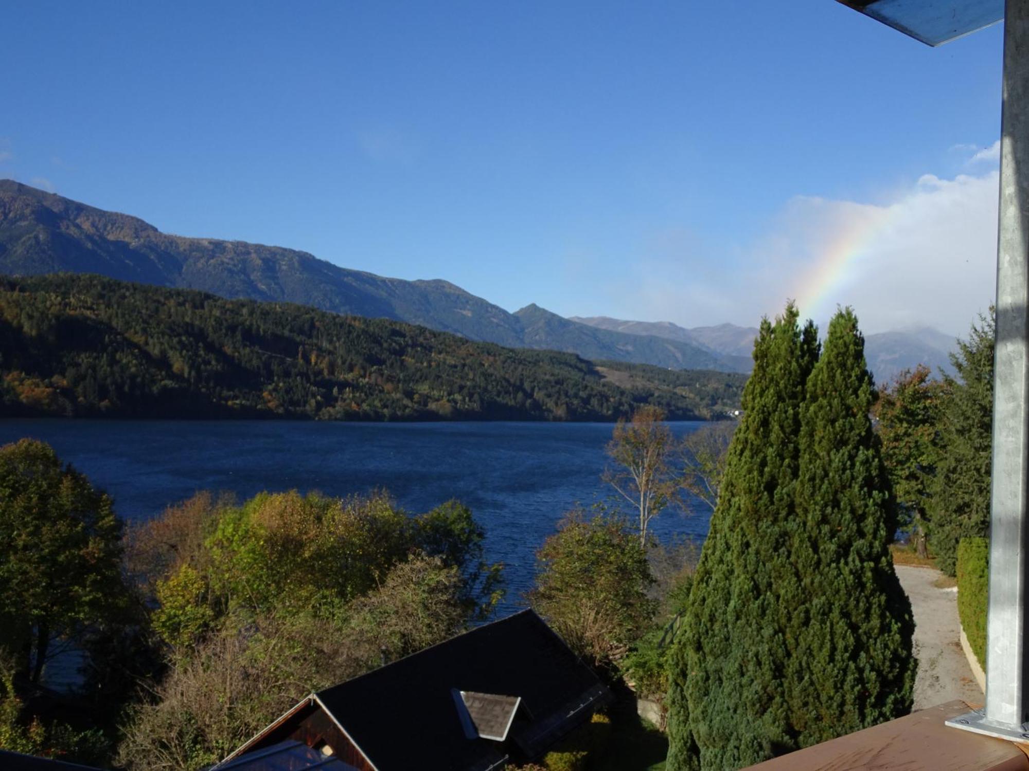 Staudacher Hof-Das Romantische Haus Millstatt am See Zimmer foto
