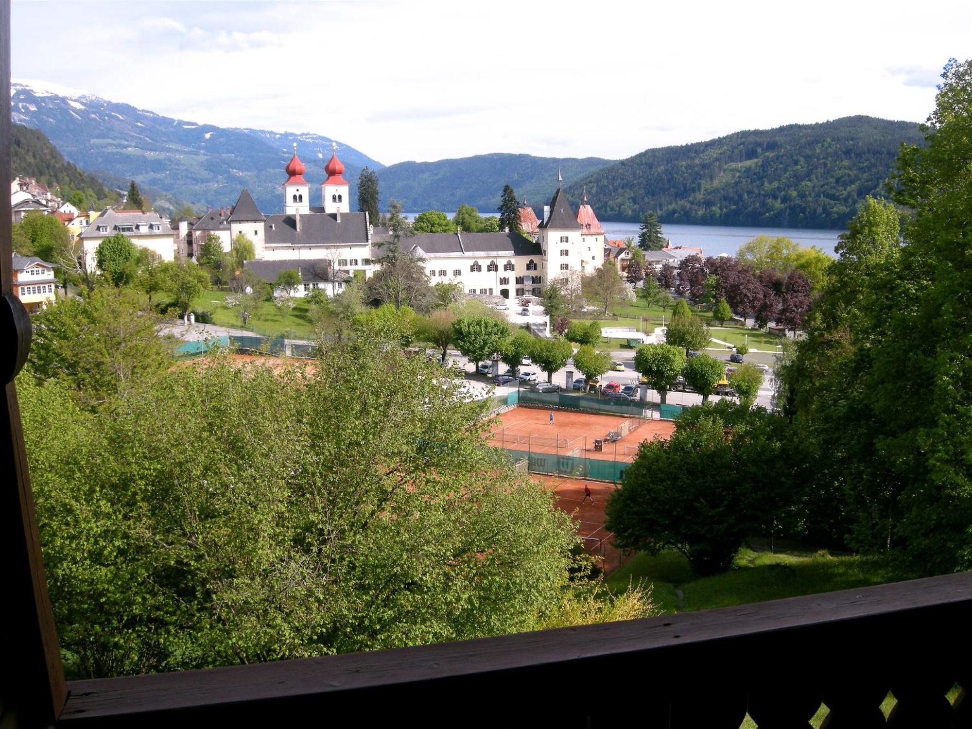 Staudacher Hof-Das Romantische Haus Millstatt am See Zimmer foto